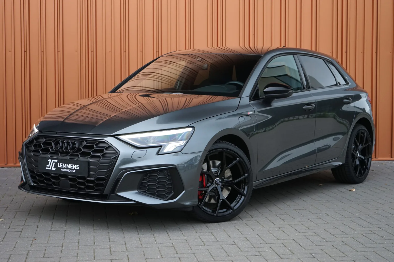 Audi A3 (2023) — foto 1