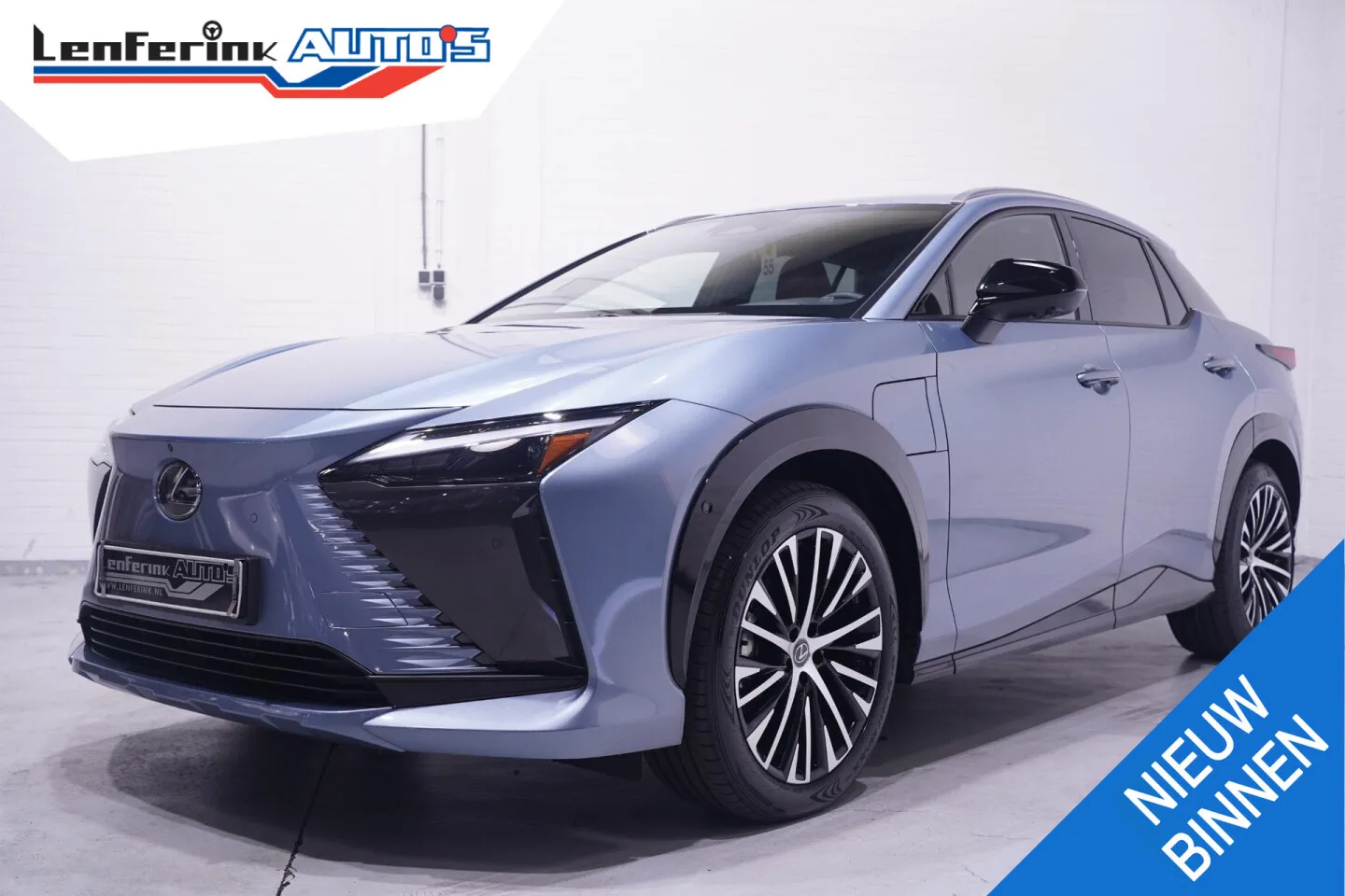 Lexus RZ (2025) — foto 1