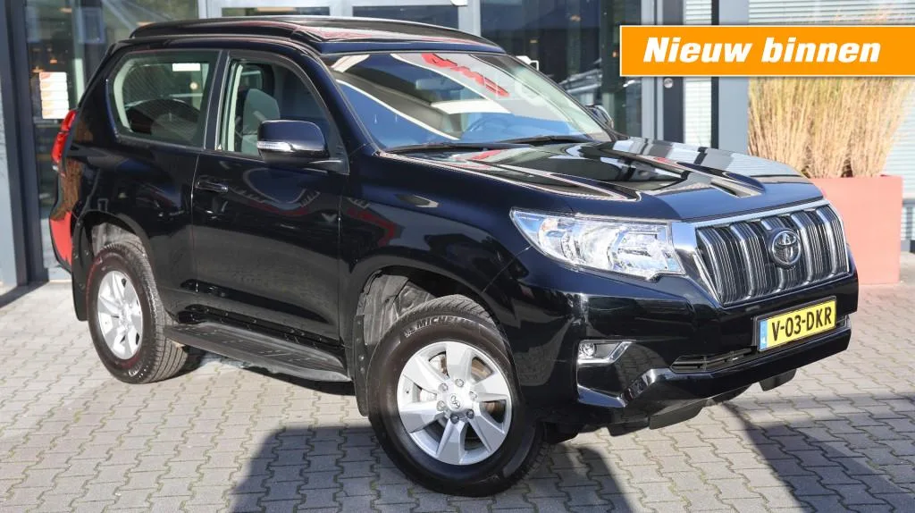 Toyota Land Cruiser (2024) — foto 1
