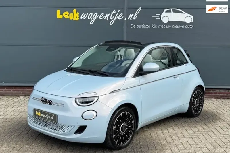 Fiat 500 (2022)