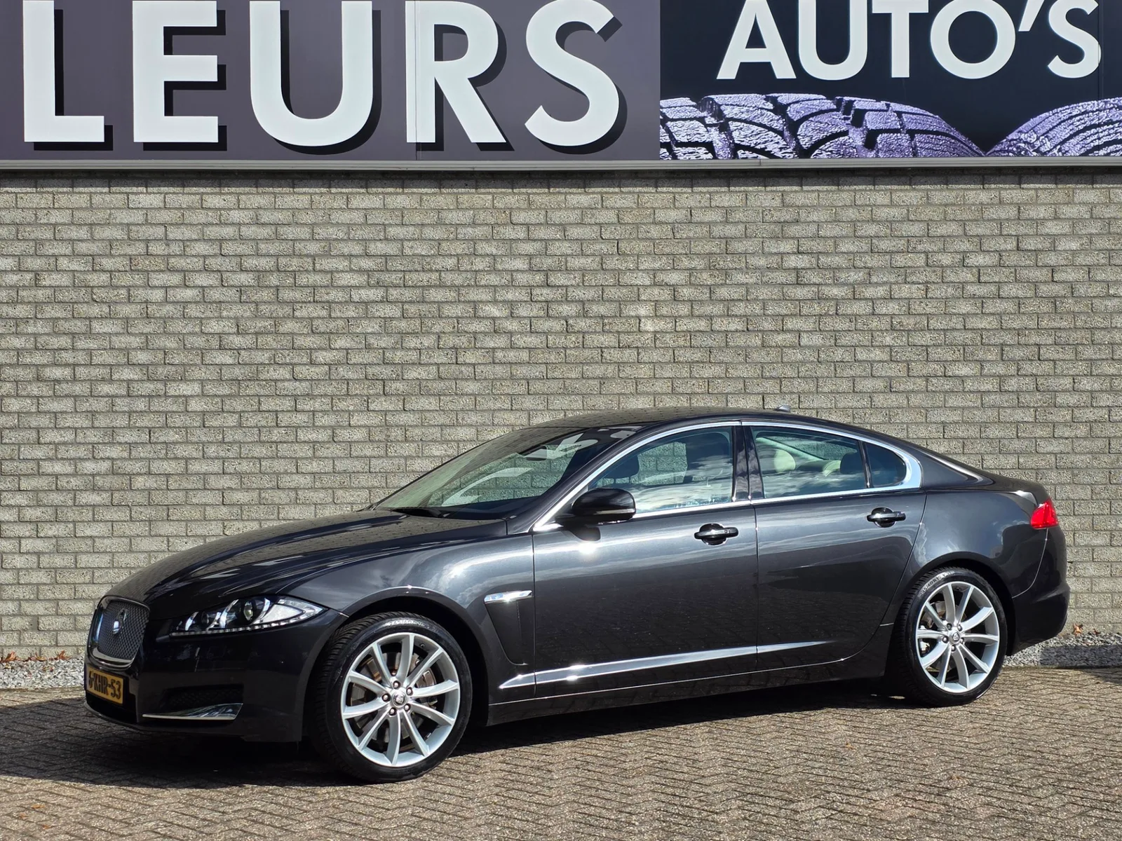 Jaguar XF (2013) — foto 1