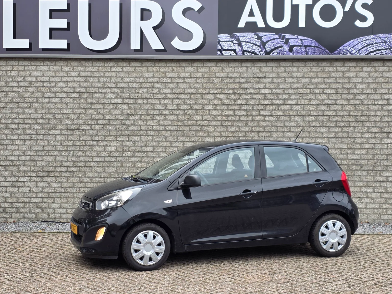 Kia Picanto (2012) — foto 1