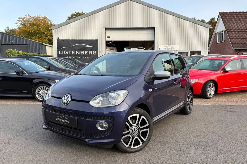 Volkswagen Up! (2016)