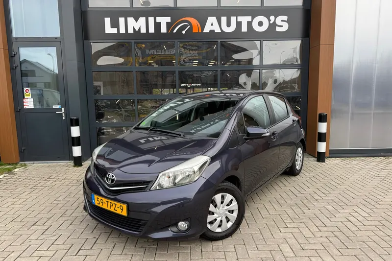 Toyota Yaris (2012)