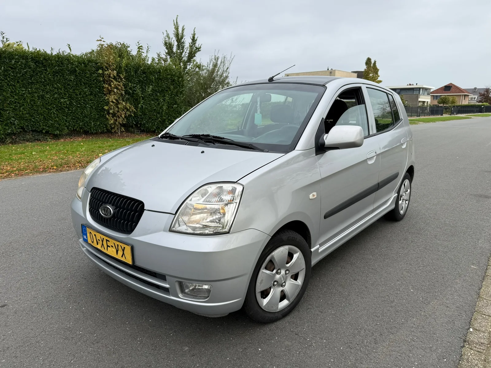 Kia Picanto (2007) — foto 1