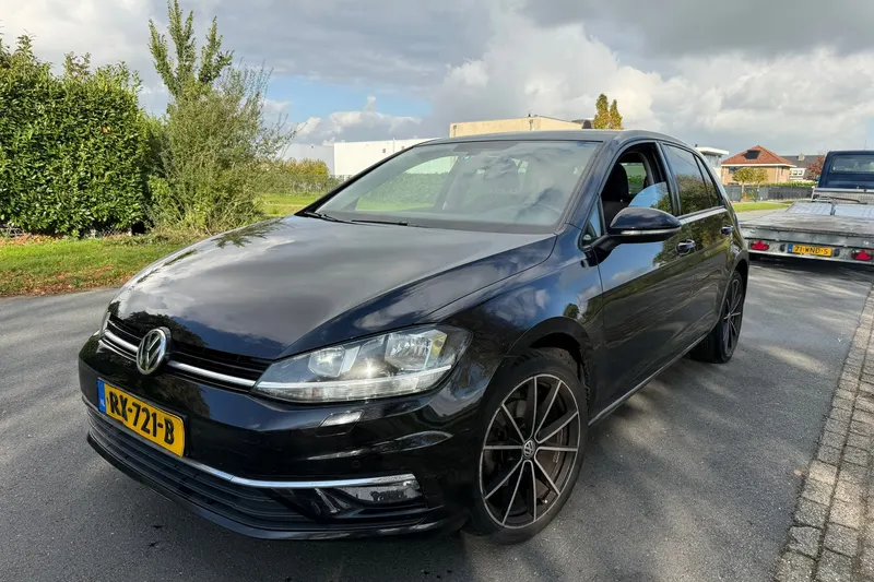 Volkswagen Golf (2017)