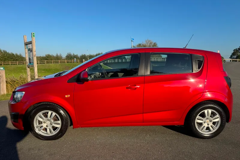 Chevrolet Aveo (2011)