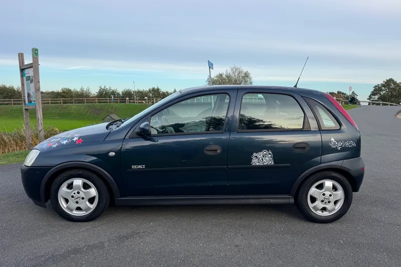 Opel Corsa (2001)