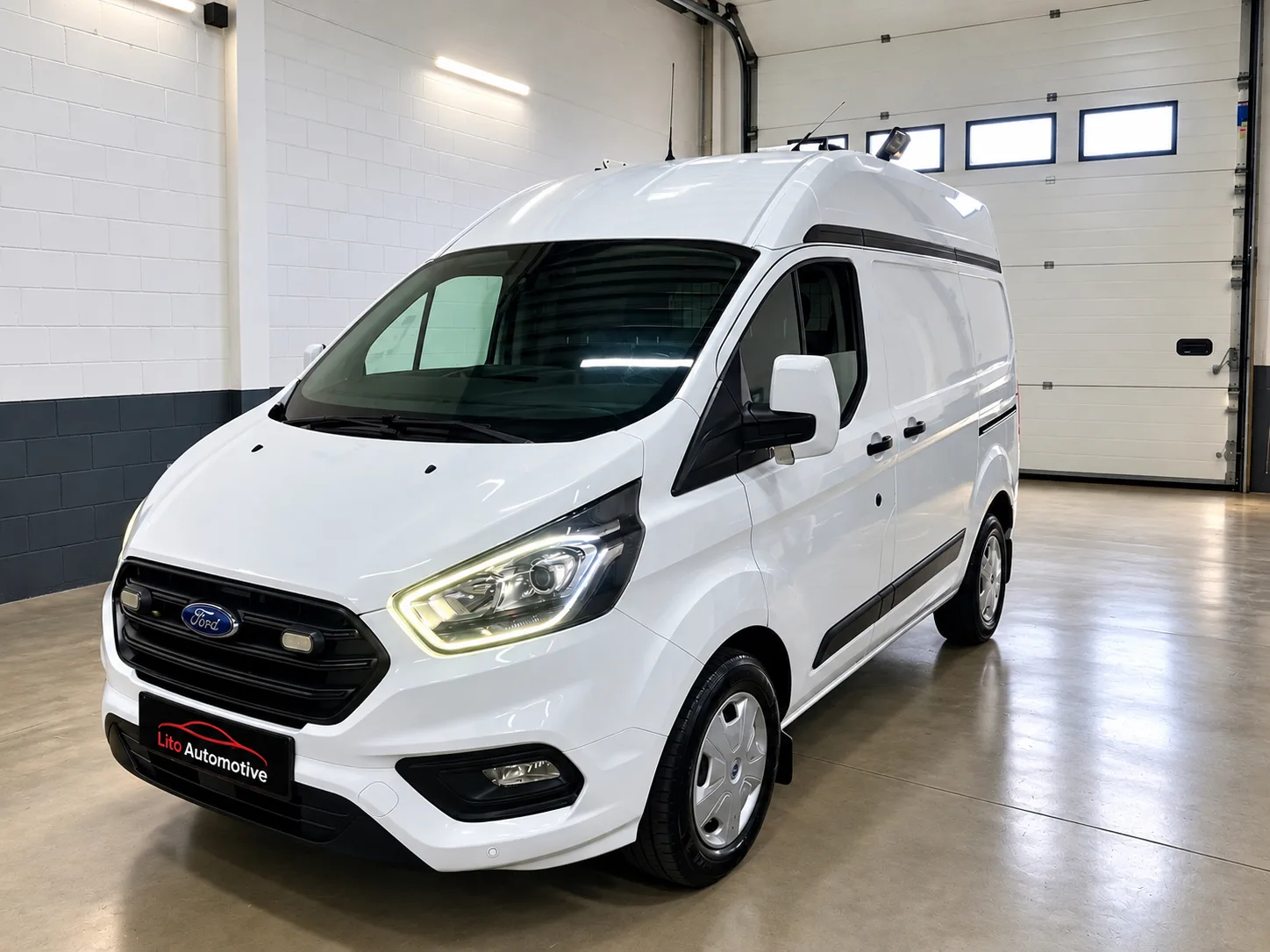 Ford Transit Custom (2018) — foto 1