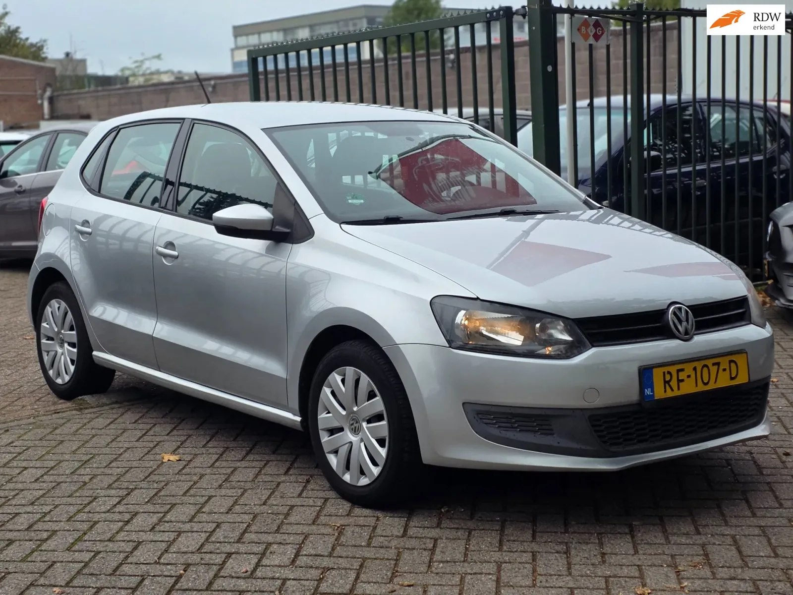 Volkswagen Polo (2009) — foto 1