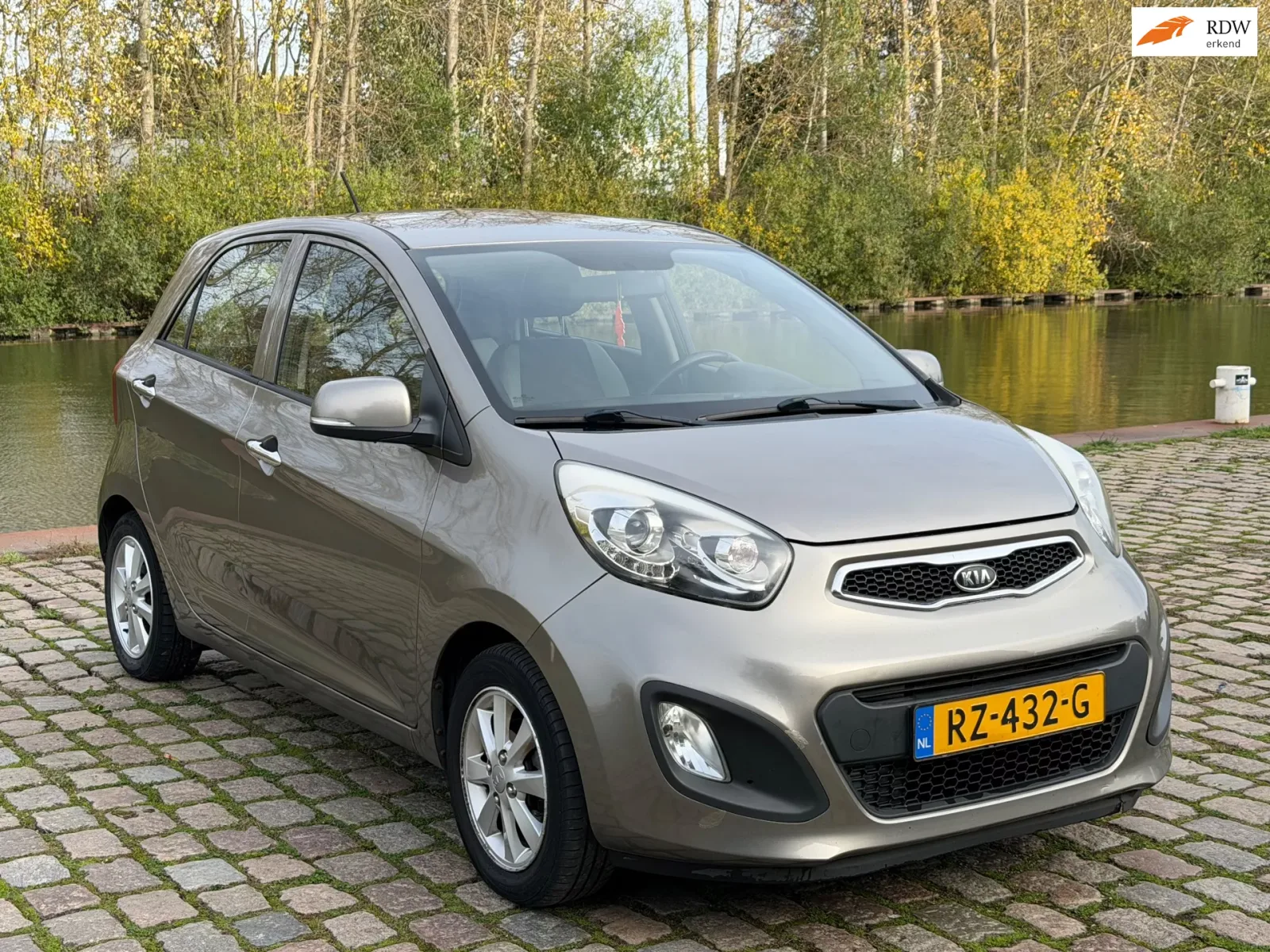 Kia Picanto (2012) — foto 1