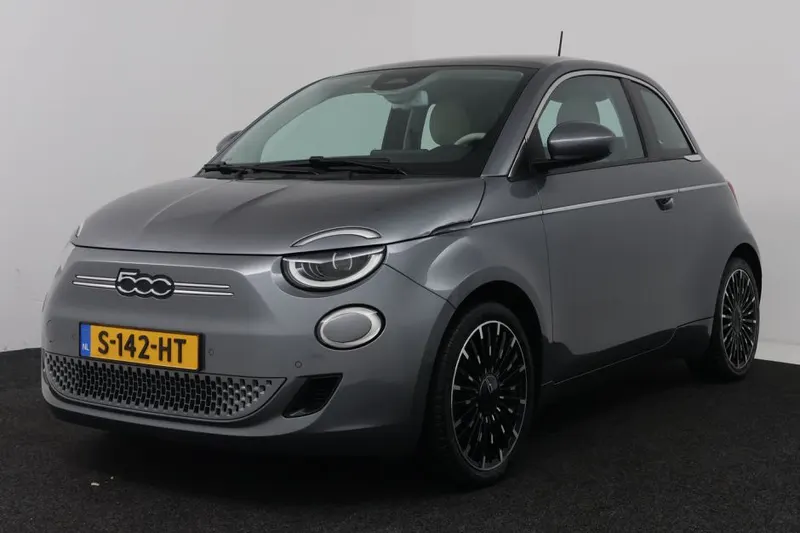 Fiat 500 (2021)