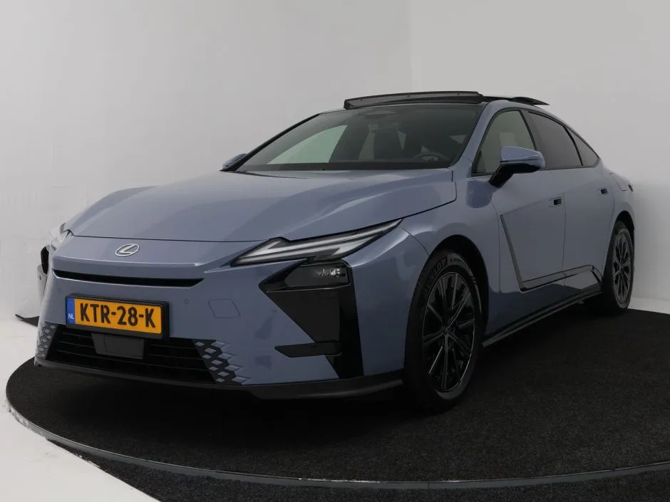 Lexus ES (2026) — foto 1