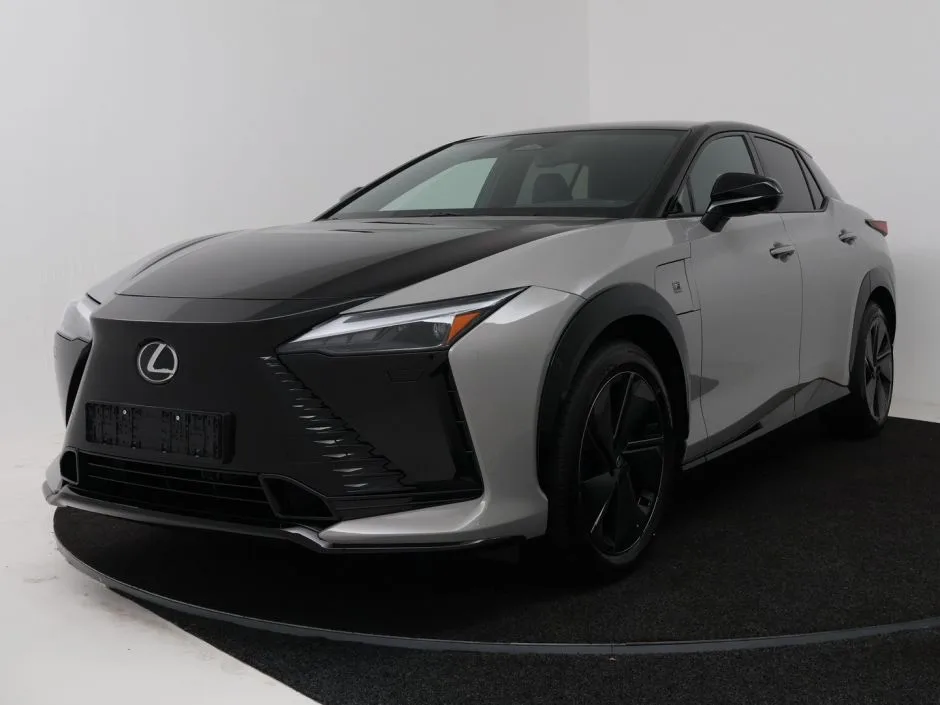 Lexus RZ (2026) — foto 1