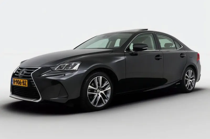 Lexus IS (2020)