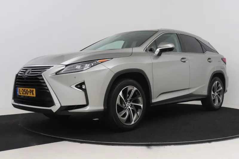 Lexus RX (2017)
