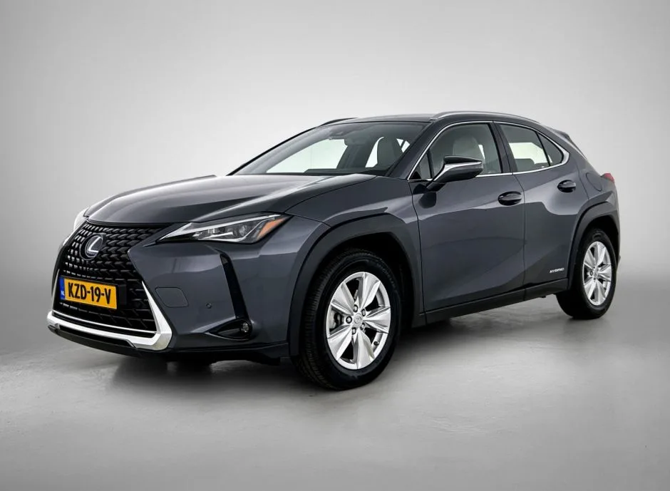 Lexus UX (2022) — foto 1