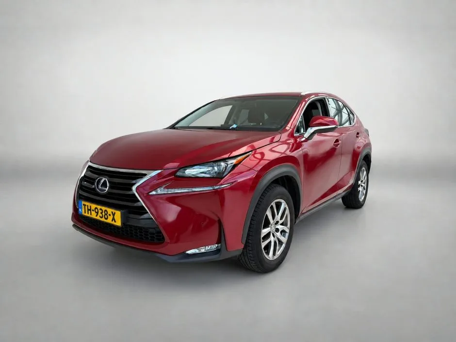Lexus NX (2016) — foto 1