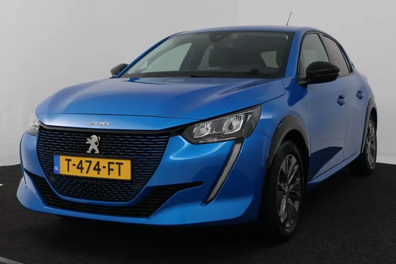 Peugeot e-208 (2023)