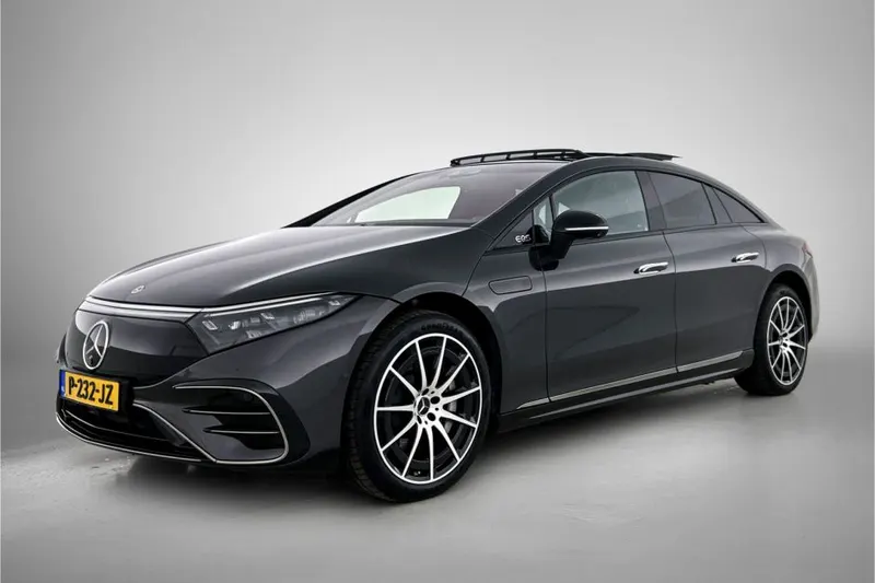 Mercedes-Benz EQS (2022)