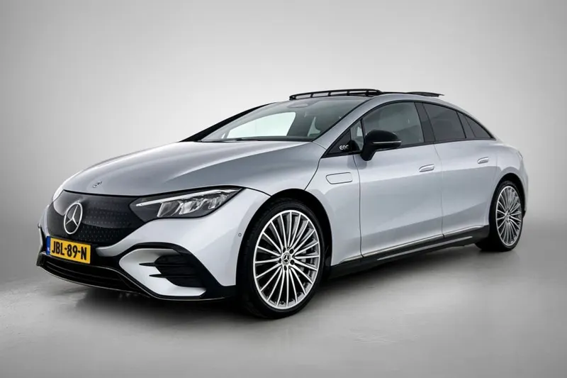 Mercedes-Benz EQE (2025)