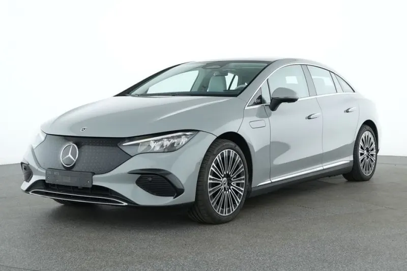Mercedes-Benz EQE (2025)
