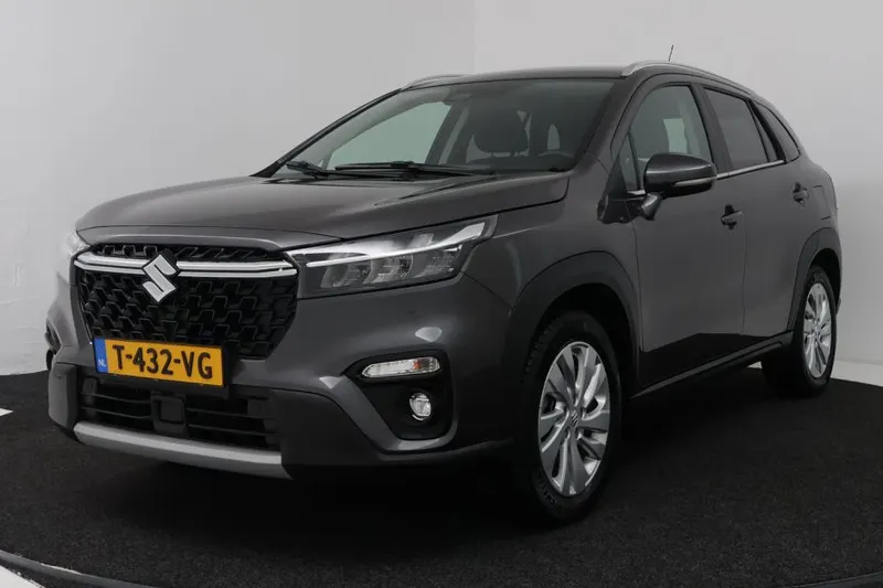 Suzuki S-Cross (2024)