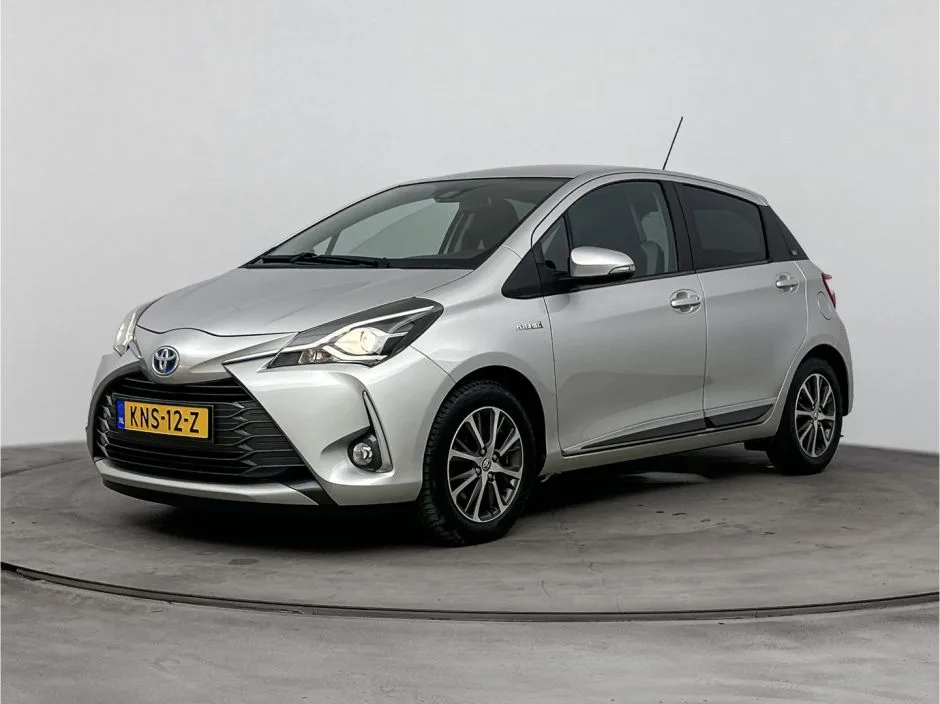 Toyota Yaris (2020) — foto 1