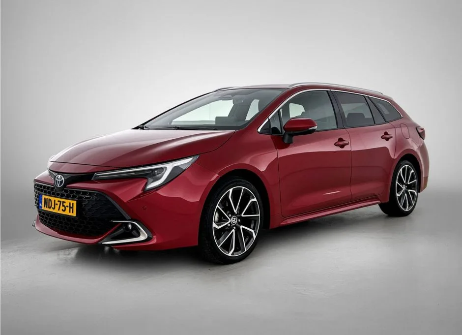 Toyota Corolla (2024) — foto 1