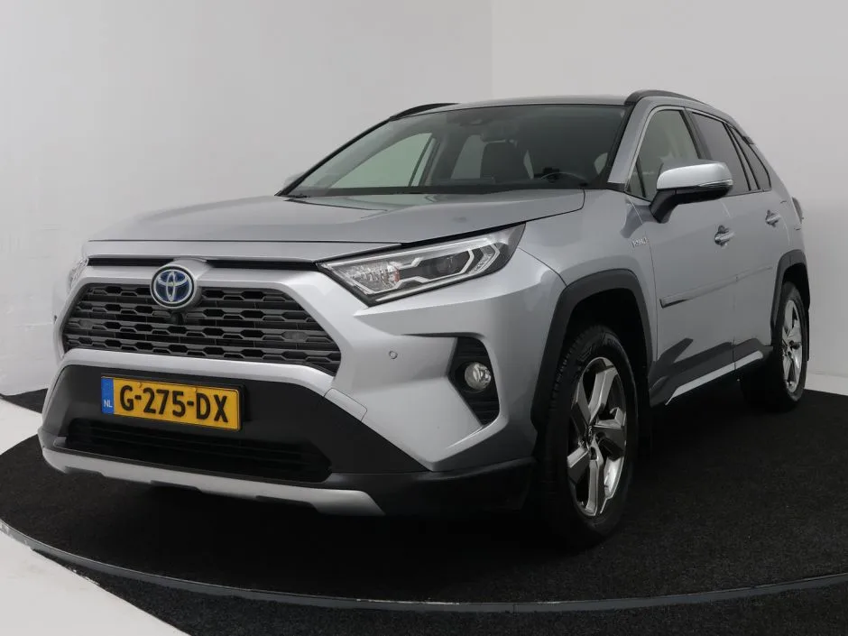 Toyota RAV4 (2019) — foto 1