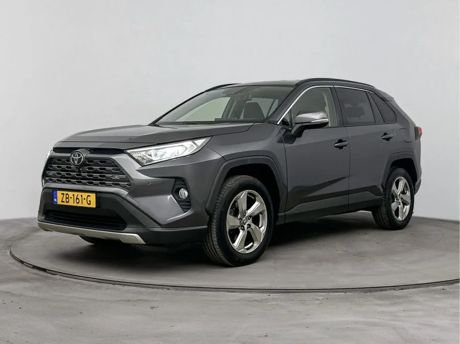 Toyota RAV4 (2019) — foto 1