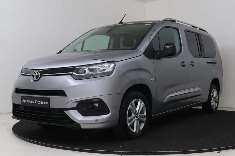 Toyota ProAce City Verso (2022)