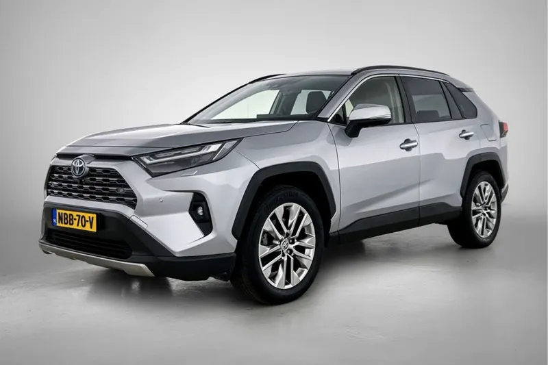 Toyota RAV4 (2023)