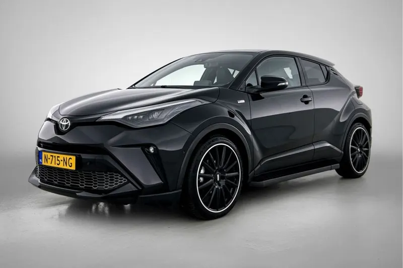 Toyota C-HR (2021)