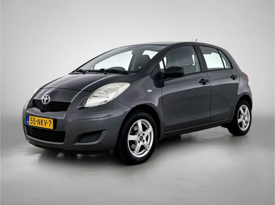 Toyota Yaris (2010) — foto 1