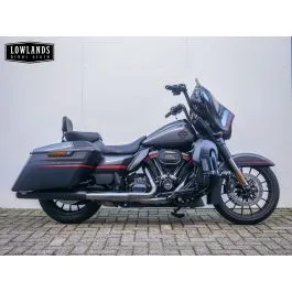 Harley-Davidson CVO Street Glide (2018) — foto 1