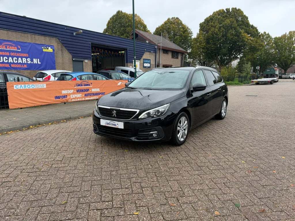 Peugeot 308 (2019) — foto 1