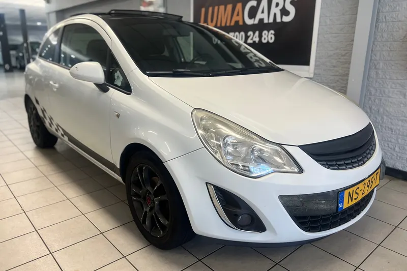 Opel Corsa (2011)