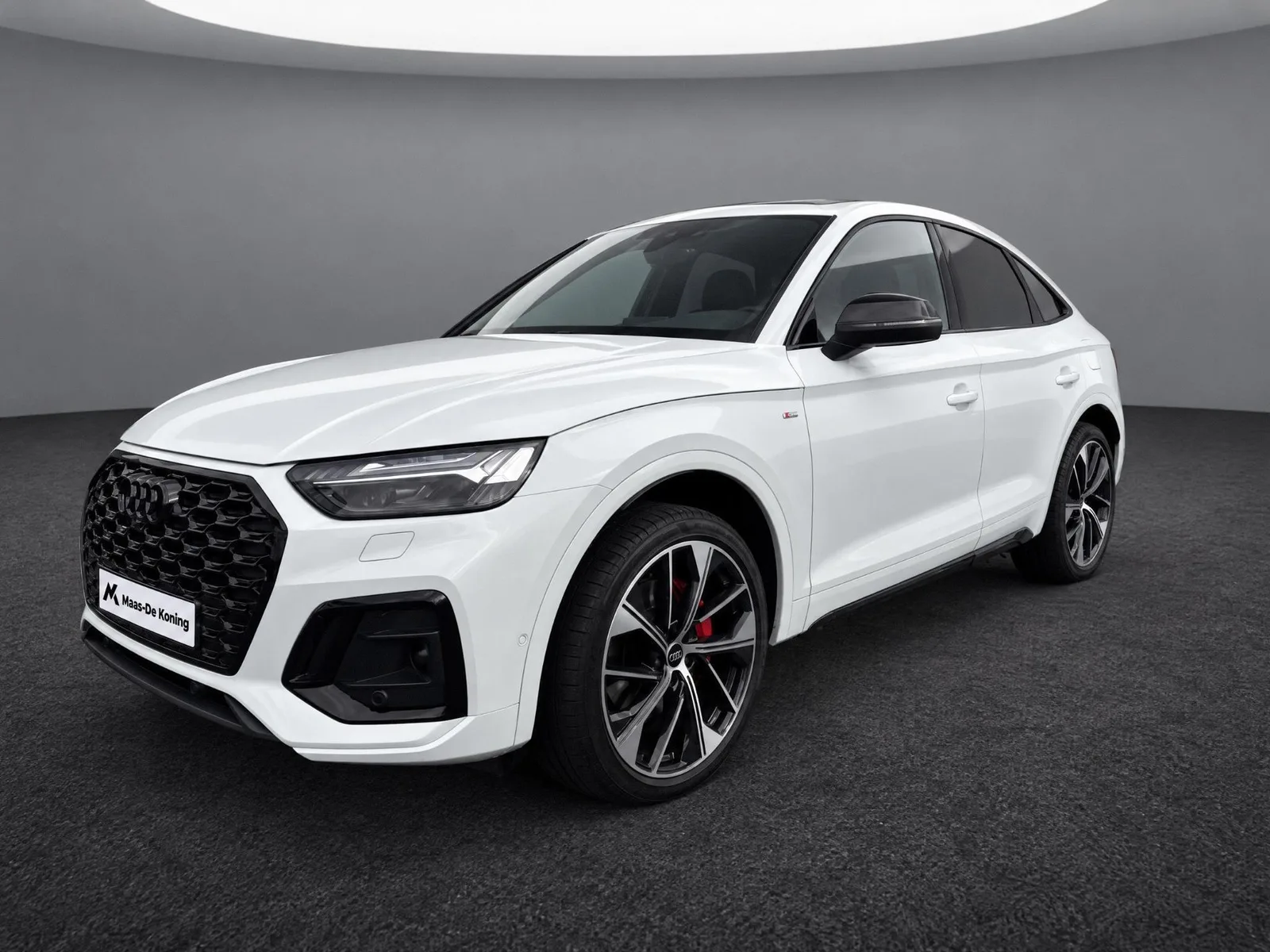 Audi Q5 Sportback (2023) — foto 1