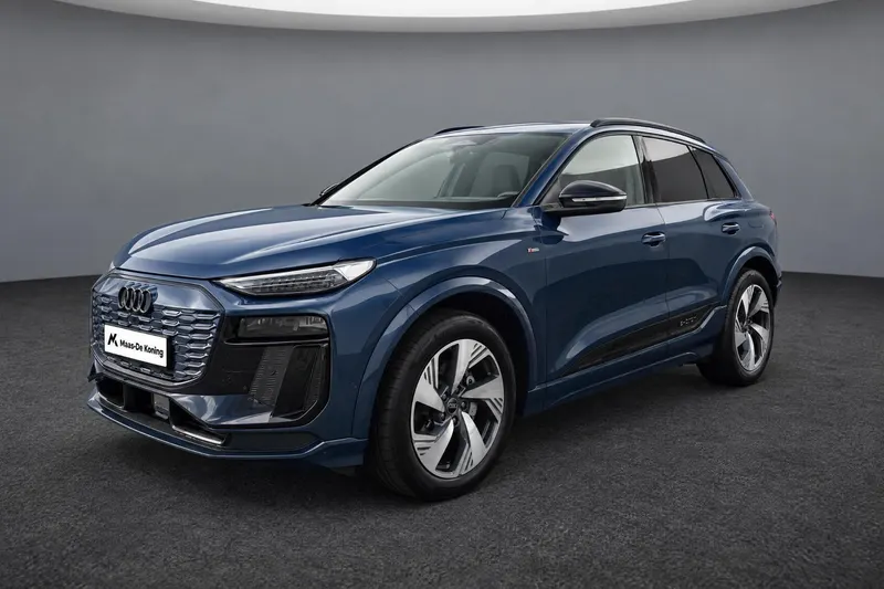 Audi Q6 e-tron (2025)