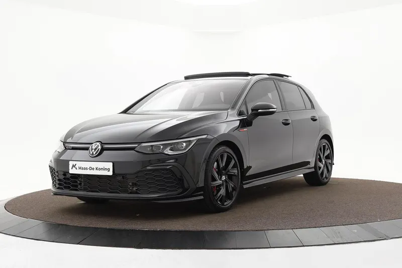 Volkswagen Golf (2024)