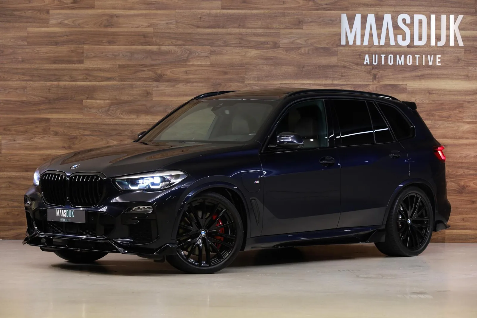 BMW X5 (2021) — foto 1