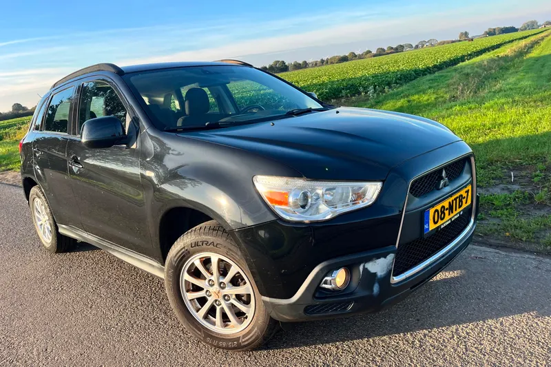 Mitsubishi ASX (2010)