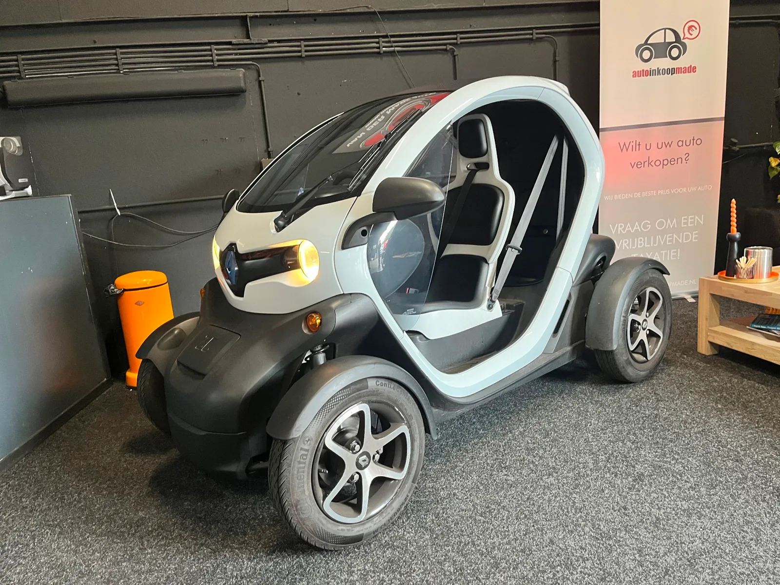 Renault Twizy (2015) — foto 1