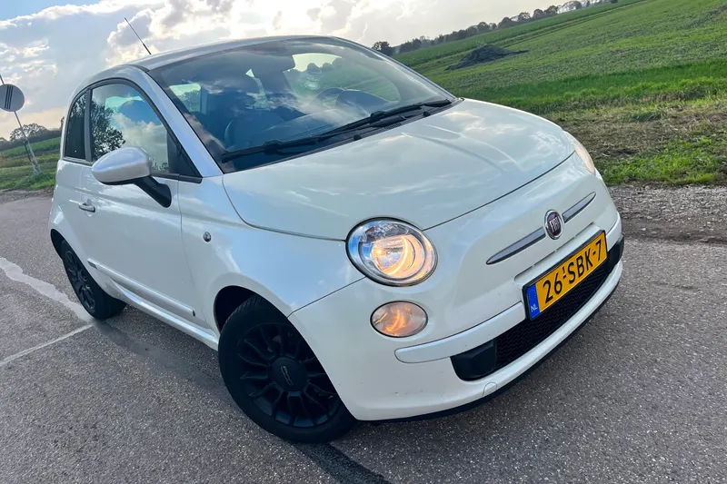 Fiat 500 (2011)