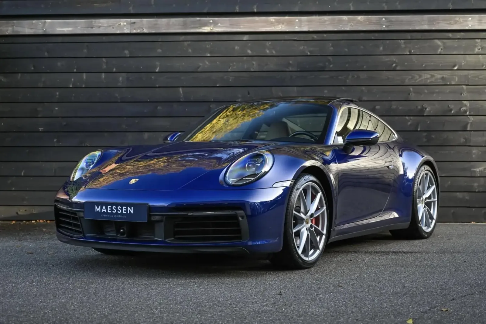 Porsche 911 (2019) — foto 1