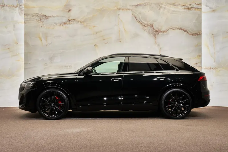Audi Q8 (2024)
