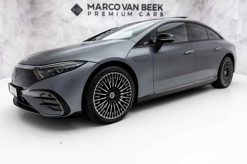 Mercedes-Benz EQS (2022)
