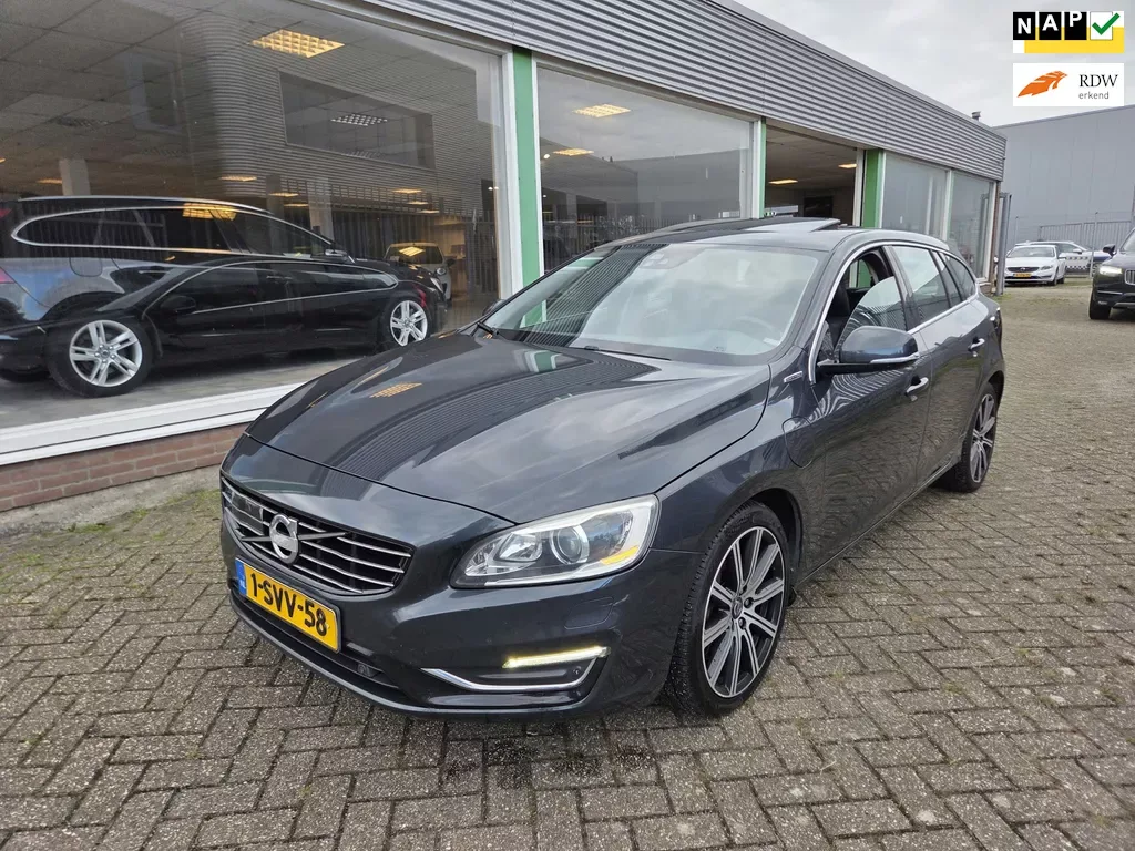 Volvo V60 (2013) — foto 1