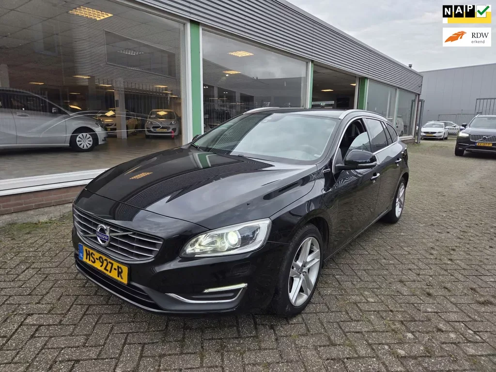 Volvo V60 (2015) — foto 1